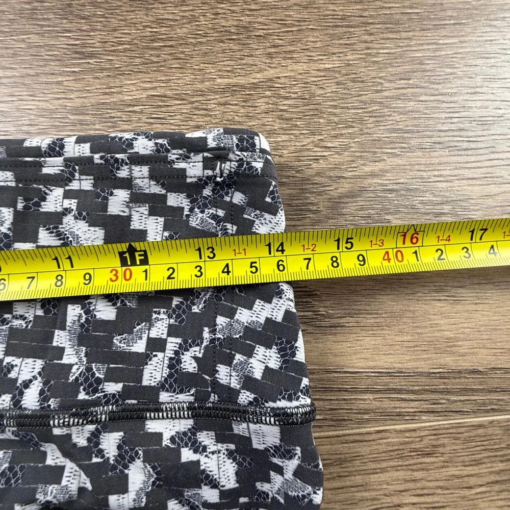 Lululemon Fast and Free Tight II 25
